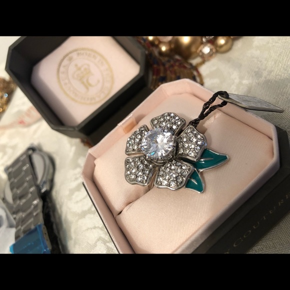 Juicy couture flower ring - Picture 2 of 6